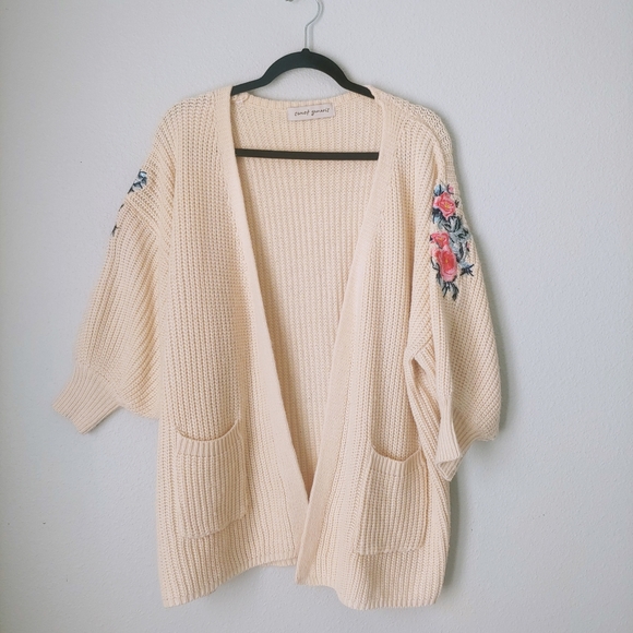 Sweet Generis | Rosette Embroidered Open Cardigan Sweater - Picture 6 of 12